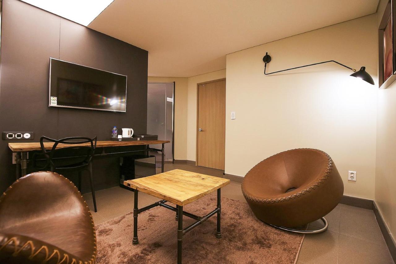 Hotel Flamingo Daejeon Exterior foto